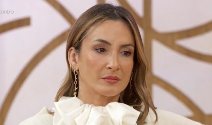 Claudia Leitte revela que foi diagnosticada com doença crônica e abre o jogo com os fãs